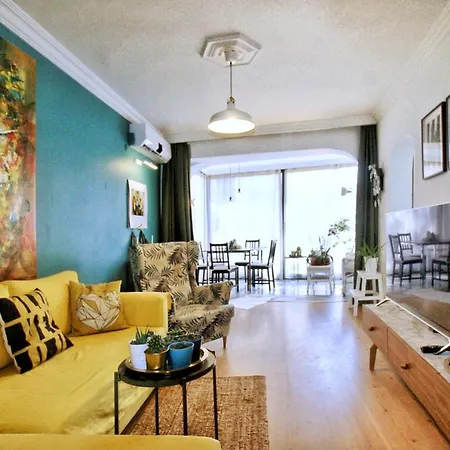 Apartmán Beautiful And Silent With Car Park - Only 50mt From Altinkum Beach! Didim